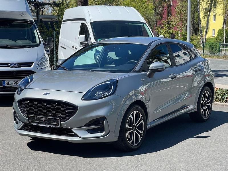 Second-hand Ford Puma ST-Line 155 CP (114 kW) 2023 Argintiu SUV