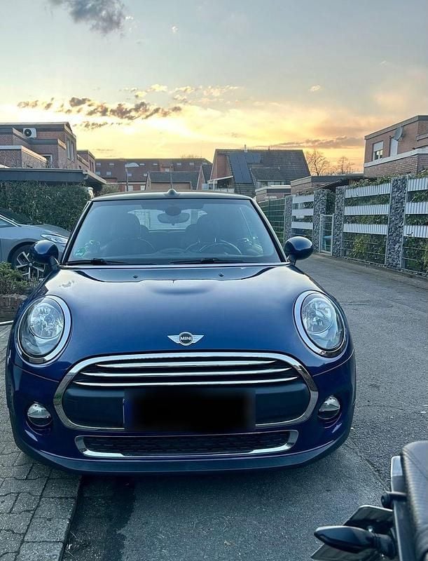 Second-hand Mini ONE 102 CP (75 kW) 2018 Albastru Hatchback