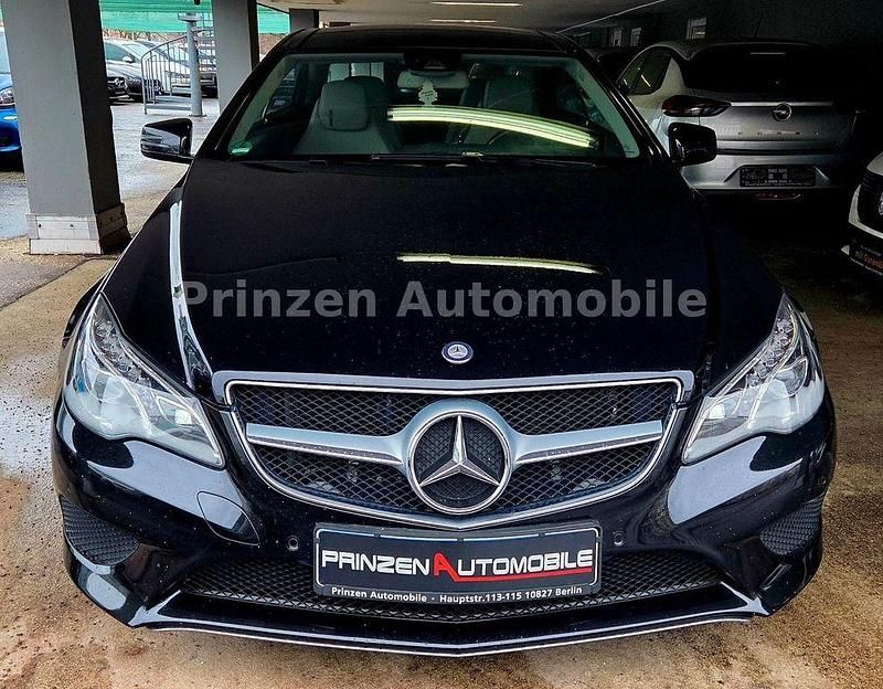 Gebraucht Mercedes E220 170 PS (125 kW) 2013 Schwarz Coupé