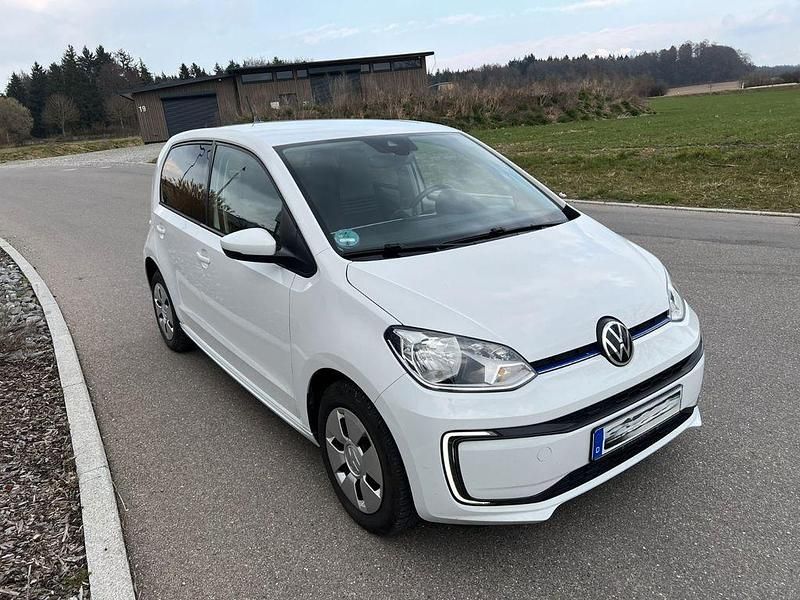 Gebraucht VW e-up! 61 kW (83 PS) 2022 Weiß Kleinwagen