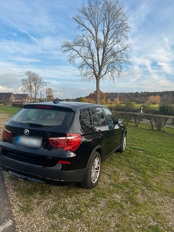 Gebraucht BMW X3 143 PS (105 kW) 2013 Schwarz SUV