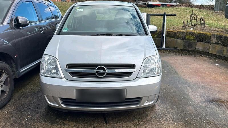Gebraucht Opel Meriva 125 PS (91 kW) 2003 Silber Van / Kleinbus