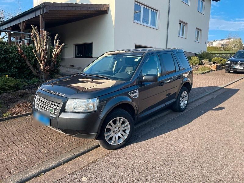 Gebraucht Land Rover Freelander 2 152 PS (111 kW) 2010 Grau SUV