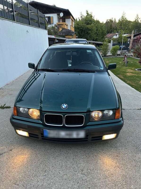 Grün Gebraucht 1996 BMW 316 Limousine | 4.500 € (Fairer Preis) - Bild 1/4