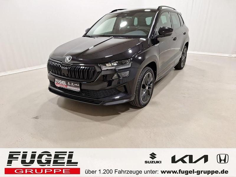 Schwarzmagic perleffekt Gebraucht 2022 Skoda Karoq SportLine SUV | 27.999 € (Fairer Preis) - Bild 1/4