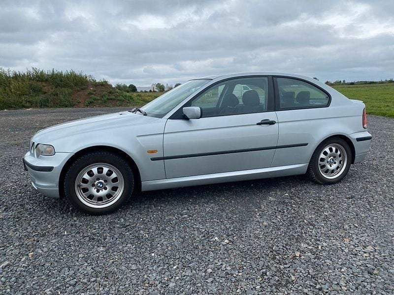 Gebraucht BMW 316 116 PS (85 kW) 2004 Silber Limousine