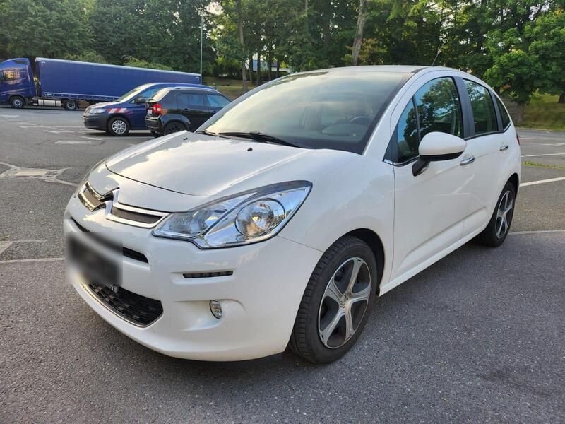 Weiß Gebraucht 2016 Citroën C3 Kleinwagen | 6.499 € - Bild 1/4