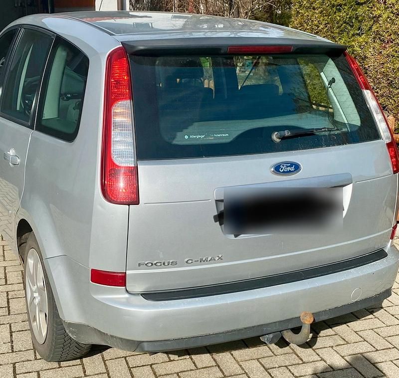 Gebraucht Ford Focus Style 101 PS (74 kW) 2007 Grau Kombi