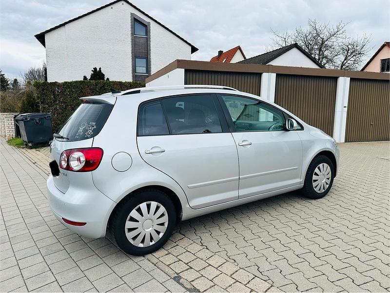 Gebraucht VW Golf VI 140 PS (102 kW) 2011 Silber Kleinwagen