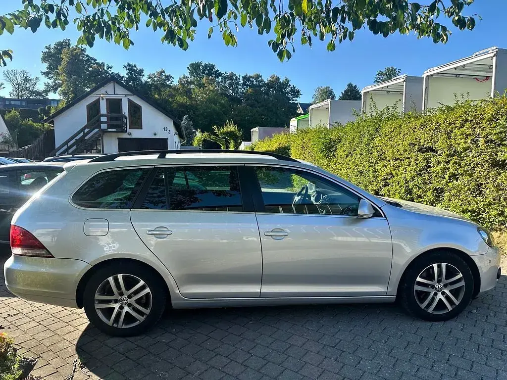 Gebraucht VW Golf VI Comfortline 160 PS (117 kW) 2012 Silber Kombi