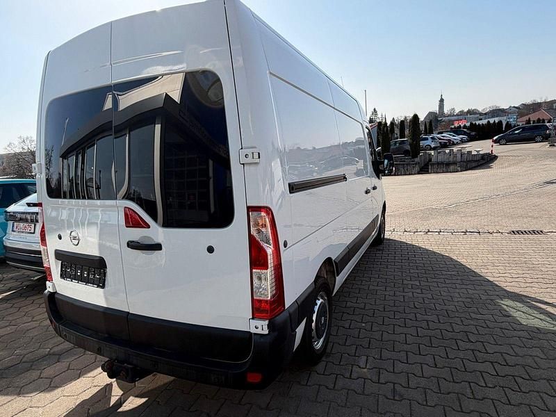 Gebraucht Opel Movano 131 PS (96 kW) 2016 Weiß Van / Kleinbus