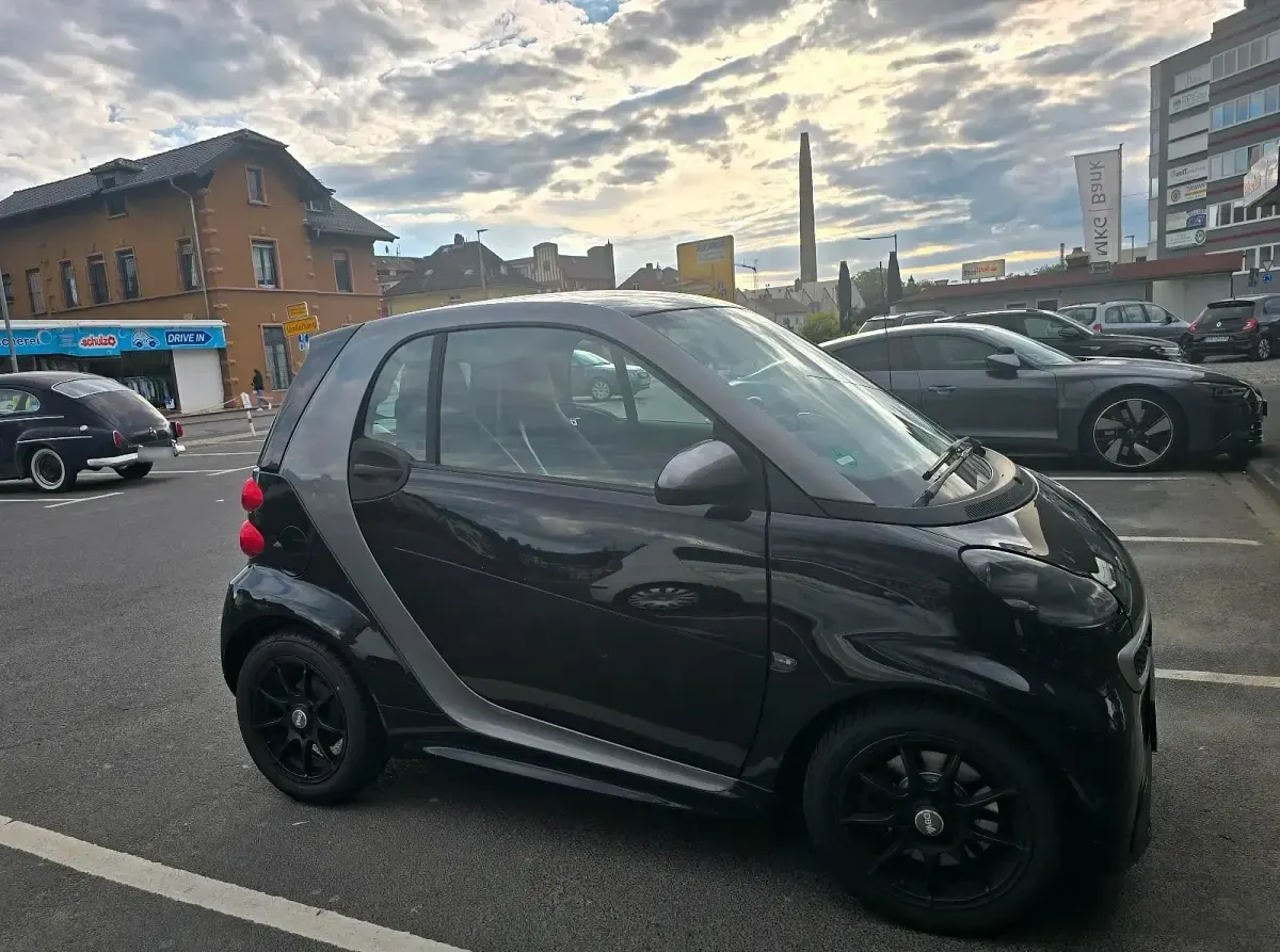 Gebraucht Smart ForTwo Coupé 71 PS (52 kW) 2013 Schwarz Coupé