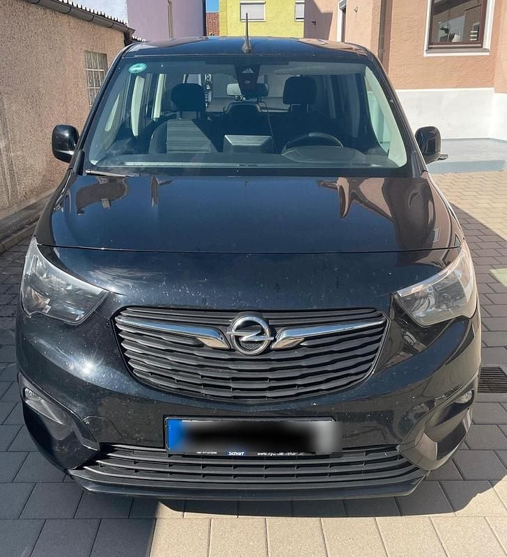 Schwarz Gebraucht 2019 Opel Combo Life Kombi | 10.999 € (Fairer Preis) - Bild 1/4