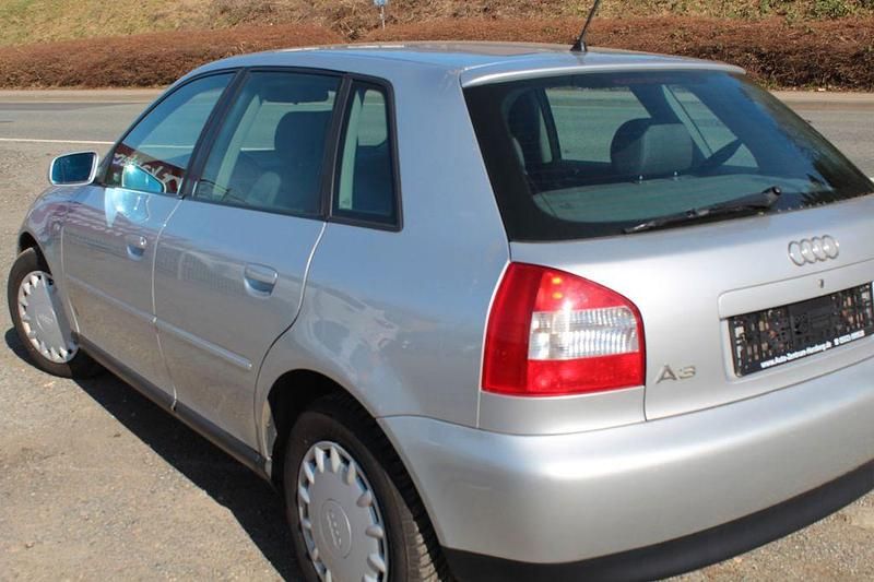 Gebraucht Audi A3 Ambition 102 PS (75 kW) 2001 Silber Limousine