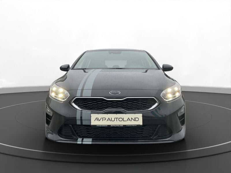 Gebraucht Kia Ceed Vision 136 PS (100 kW) 2021 Schwarz Kleinwagen