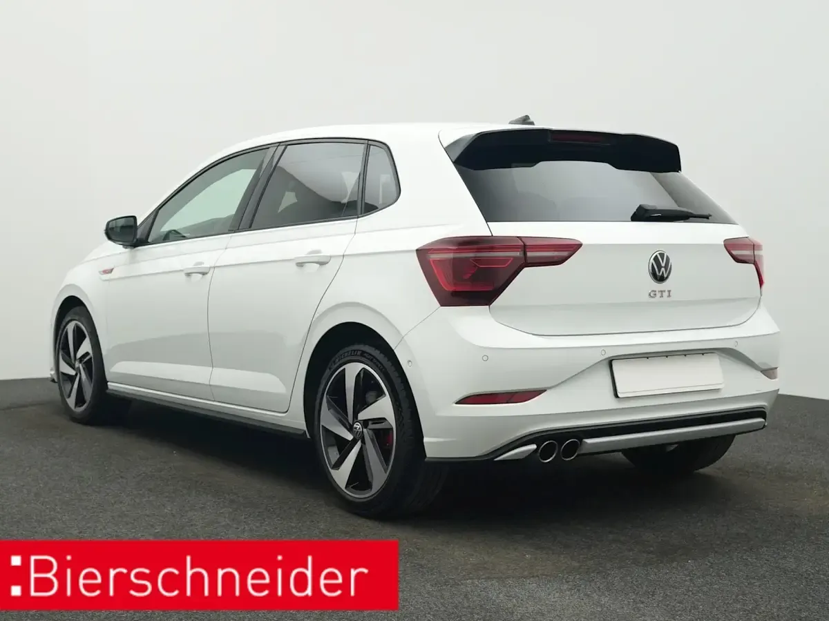 Gebraucht VW Polo Beats 207 PS (152 kW) 2023 Weiss Kleinwagen