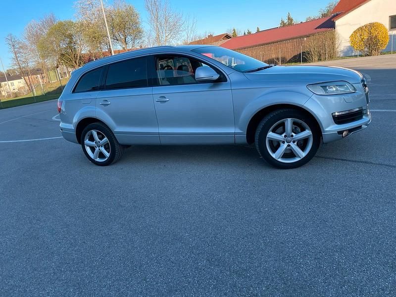 Gebraucht Audi Q7 233 PS (171 kW) 2007 Silber SUV