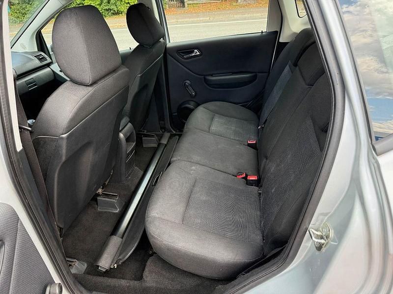 Silber Gebraucht 2009 Mercedes A180 Limousine | 3.500 € (Fairer Preis) - Bild 1/1