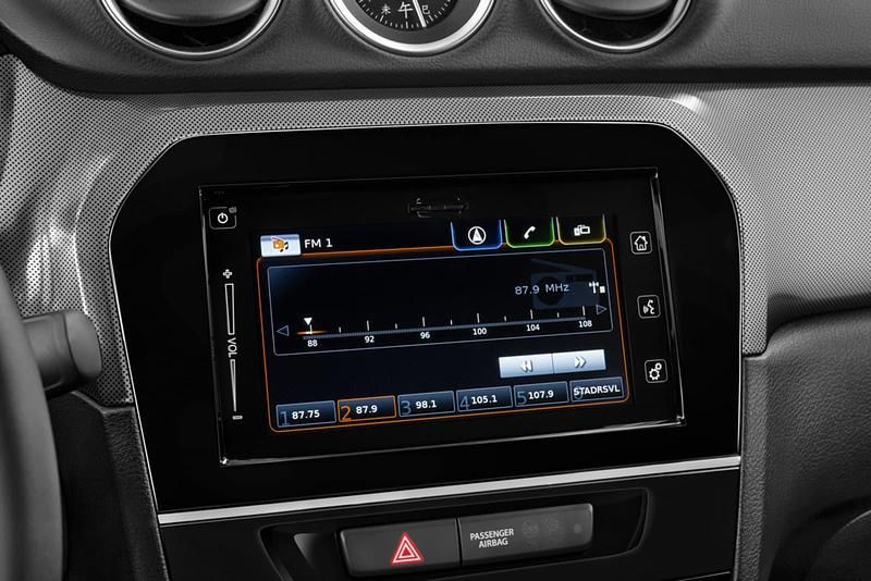 Gebraucht Suzuki Vitara 129 PS (94 kW) 2024 SUV