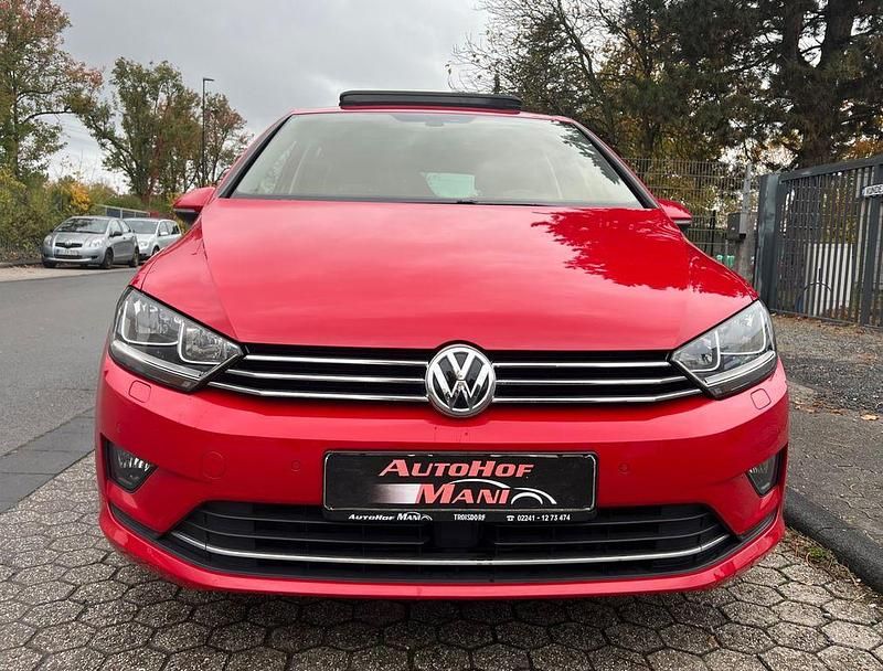 Gebraucht VW Golf Sportsvan Sound 110 PS (80 kW) 2017 Tornadorot Van / Kleinbus