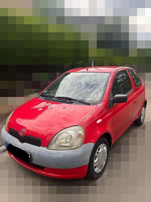Gebraucht Toyota Yaris 68 PS (50 kW) 1999 Rot Limousine