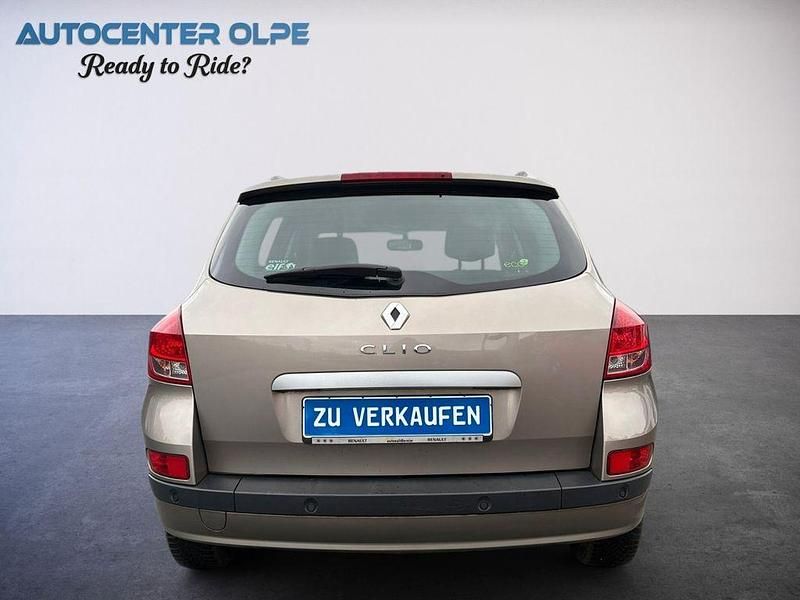Gebraucht Renault Clio II 101 PS (74 kW) 2008 Beige Limousine