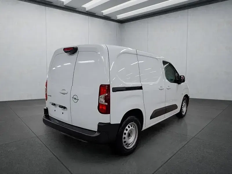 Gebraucht Opel Combo-e Life 100 kW (136 PS) 2024 Weiß Limousine