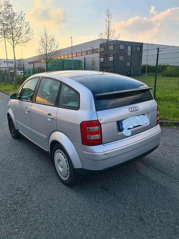 Second-hand Audi A2 75 CP (55 kW) 2001 Argintiu Hatchback