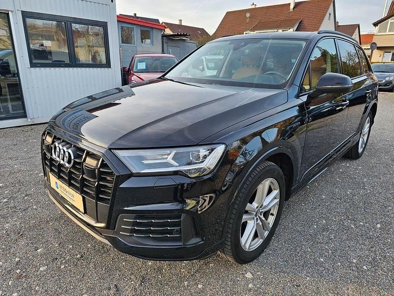Orcaschwarz metallic Gebraucht 2021 Audi Q7 Sport SUV | 40.500 € (Superpreis) - Bild 1/4