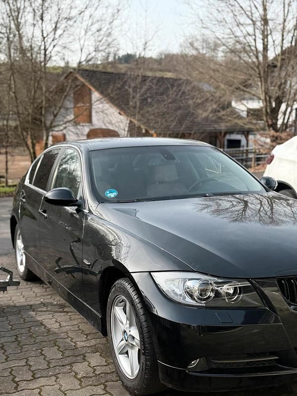 Gebraucht BMW 325 225 PS (165 kW) 2005 Schwarz Limousine