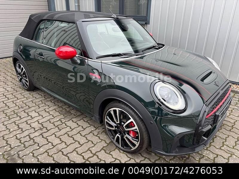 Gebraucht Mini John Cooper Works Cabriolet 231 PS (169 kW) 2023 Rebel green Cabrio