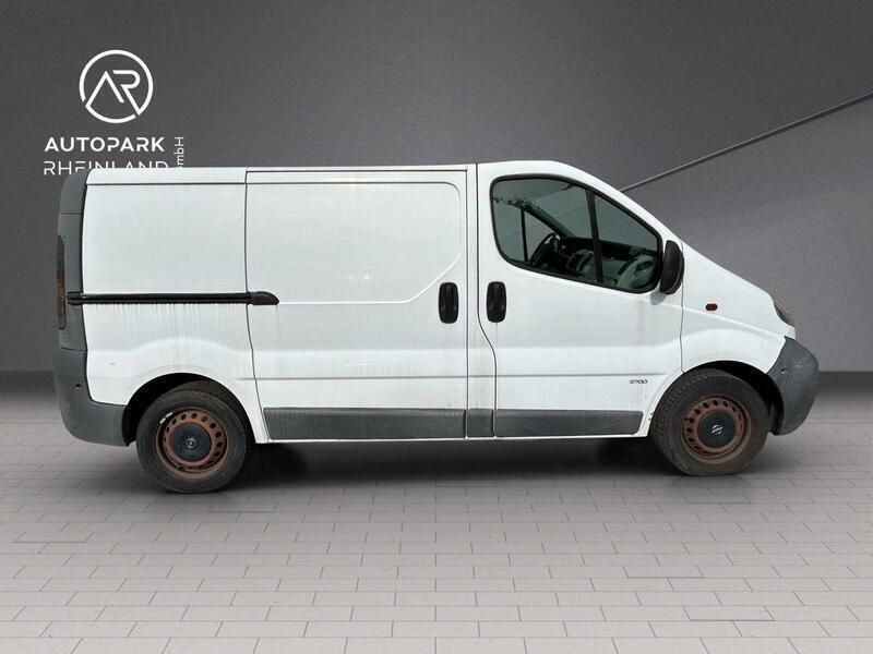Gebraucht Opel Vivaro 82 PS (60 kW) 2002 Weiß Van / Kleinbus