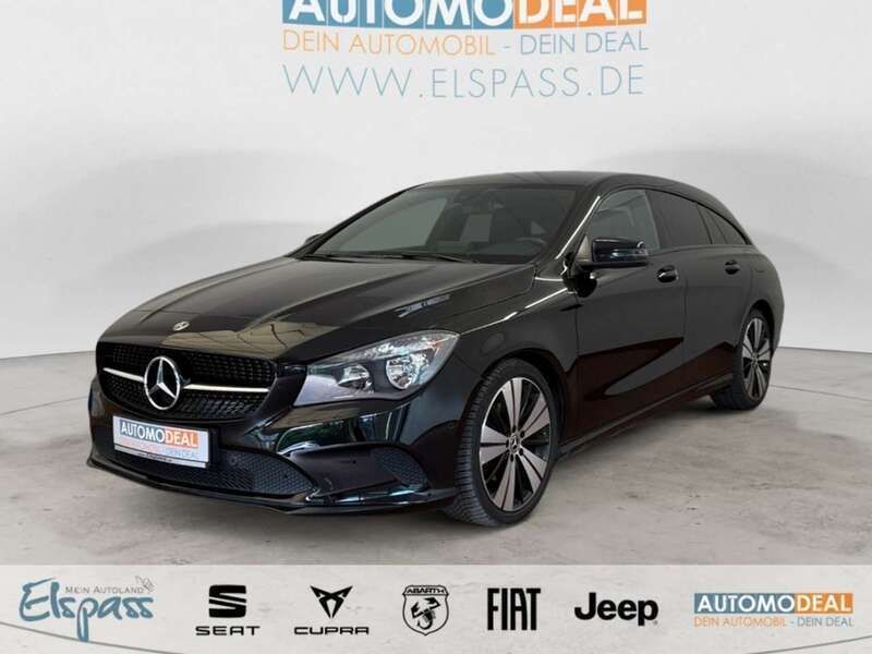 Nachtschwarz unilack Gebraucht 2017 Mercedes CLA180 Limousine | 20.750 € (Fairer Preis) - Bild 1/4