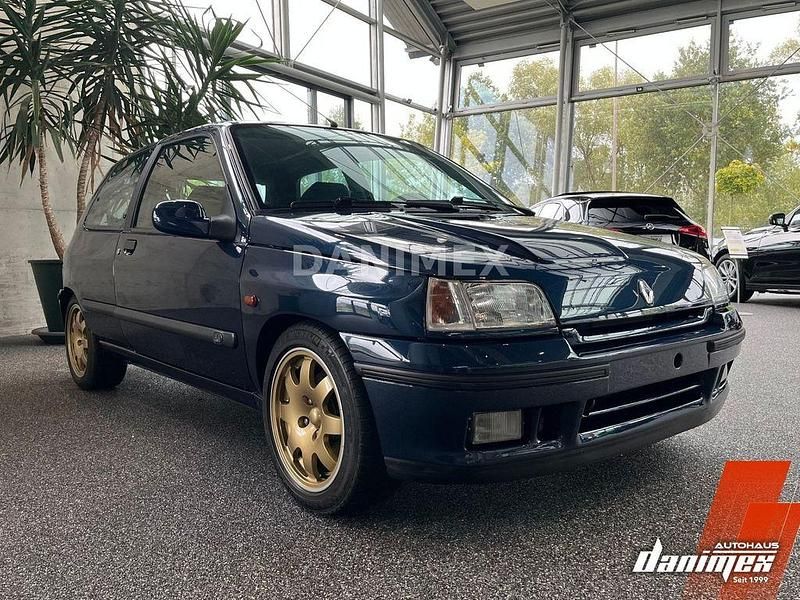 Gebraucht Renault Clio 147 PS (108 kW) 1995 Blau Limousine
