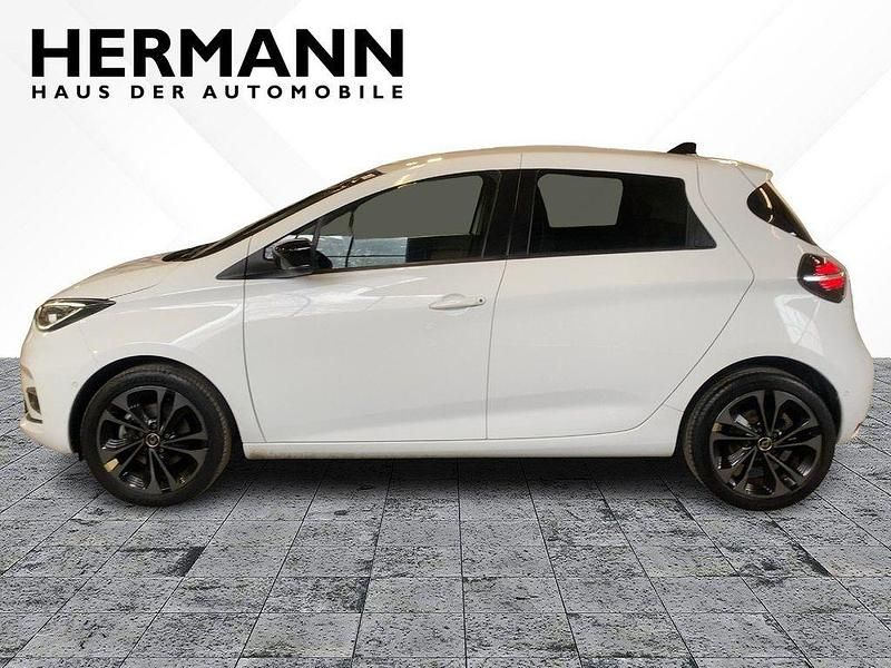 Gebraucht Renault Zoe Iconic 50 kW (69 PS) 2022 Arktisweiß (weiß) Kleinwagen