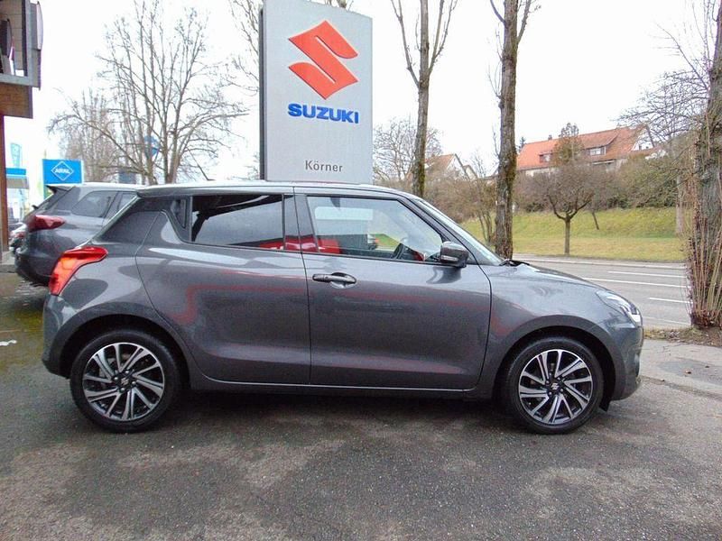 Gebraucht Suzuki Swift Comfort+ 83 PS (61 kW) 2022 Grau Kleinwagen