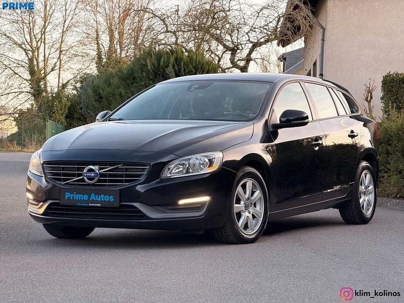 Gebraucht Volvo V60 Kinetic 114 PS (83 kW) 2014 Schwarz Kombi