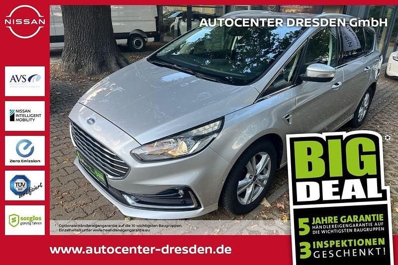 Polarsilber metallic Gebraucht 2020 Ford S-MAX Titanium Van / Kleinbus | 22.390 € (Guter Preis) - Bild 1/4