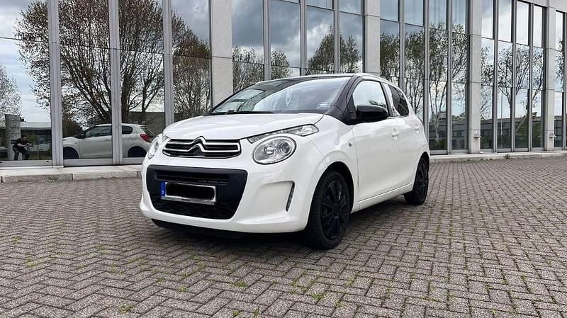 Gebraucht Citroën C1 SELECTION 69 PS (50 kW) 2017 Weiß Kleinwagen