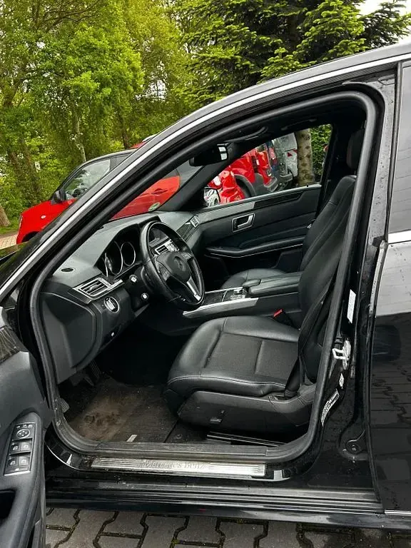 Gebraucht Mercedes E200 184 PS (135 kW) 2013 Schwarz Limousine