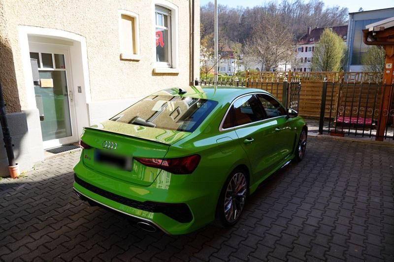 Gebraucht Audi RS3 Sport 400 PS (294 kW) 2023 Grün Limousine