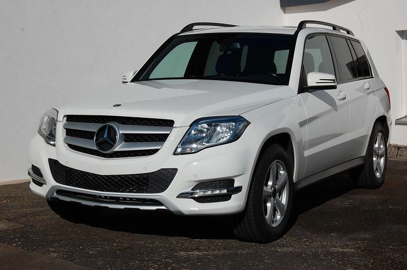 Gebraucht Mercedes GLK250 204 PS (150 kW) 2012 Weiß SUV