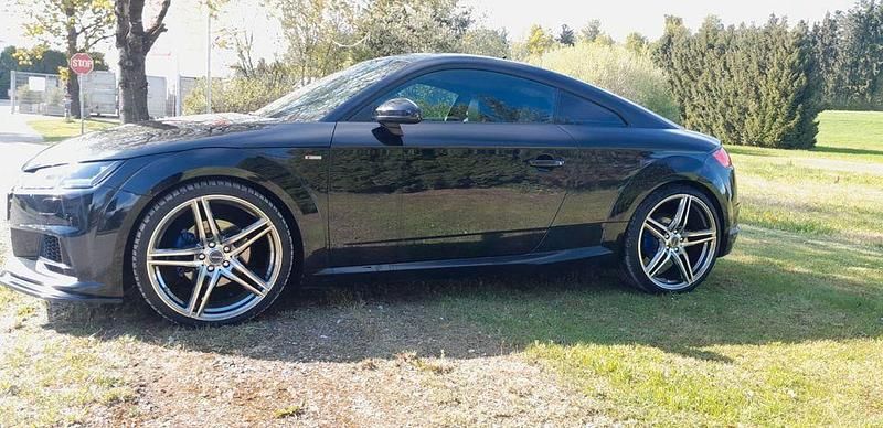 Gebraucht Audi TT Sport 184 PS (135 kW) 2015 Schwarz Coupé