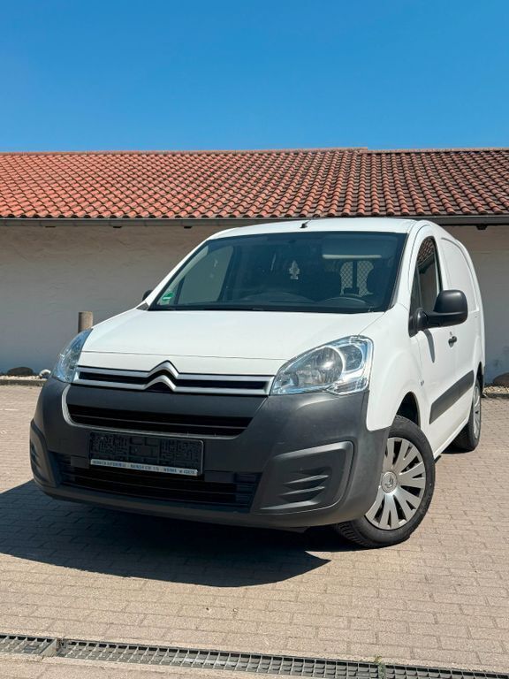 Weiß Gebraucht 2015 Citroën Berlingo Business Class Van / Kleinbus | 4.500 € (Fairer Preis) - Bild 1/4