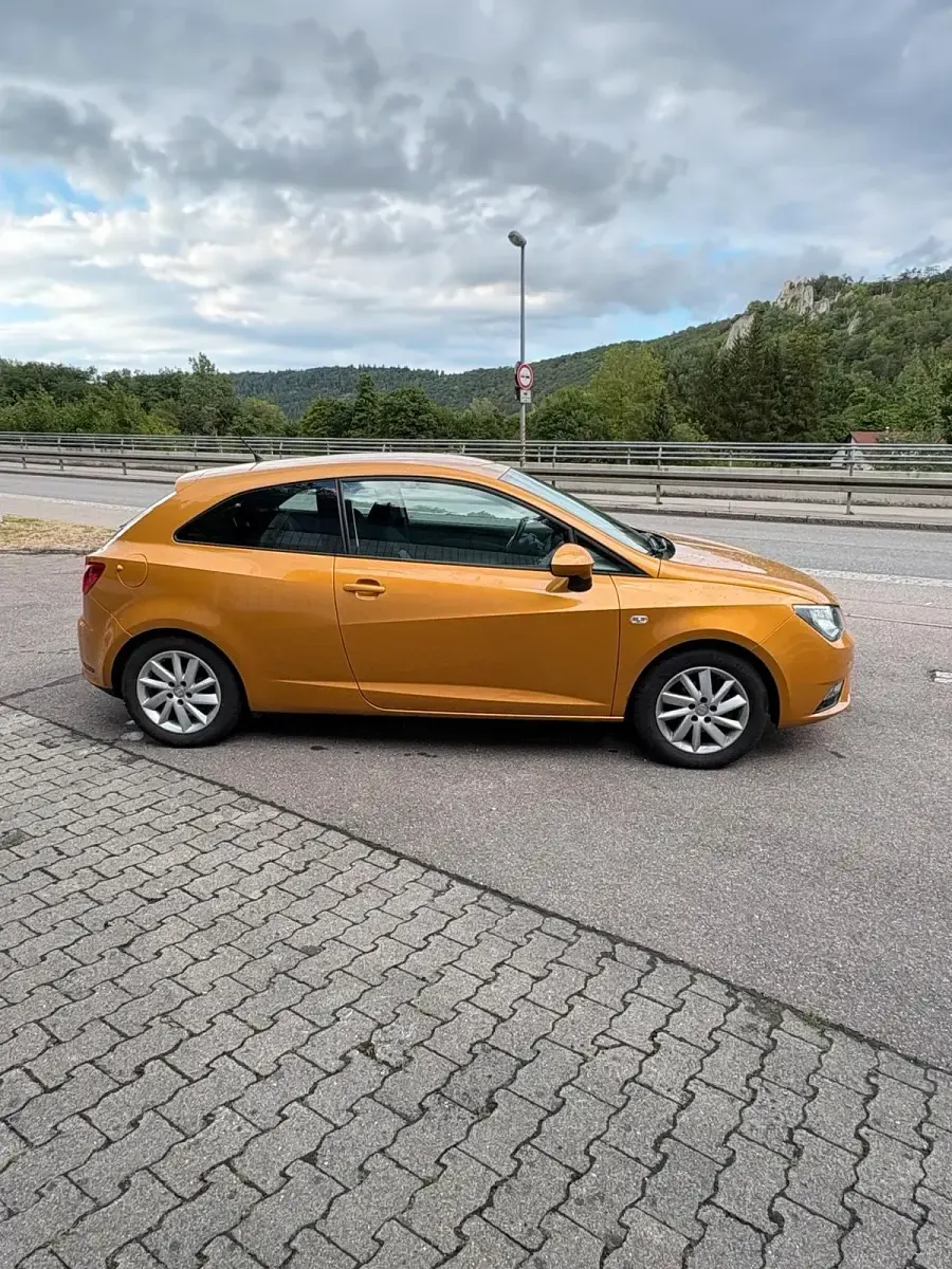 Gebraucht Seat Ibiza 86 PS (63 kW) 2012 Gold Kleinwagen