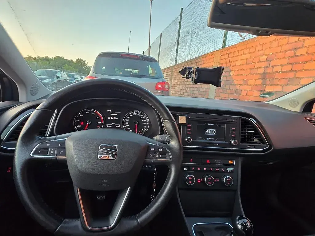 Gebraucht Seat Leon Style 122 PS (89 kW) 2013 Blau Limousine