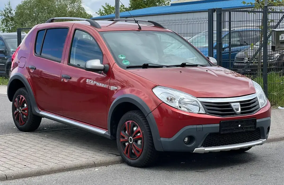 Gebraucht Dacia Sandero Stepway 68 PS (50 kW) 2010 Rot Kleinwagen