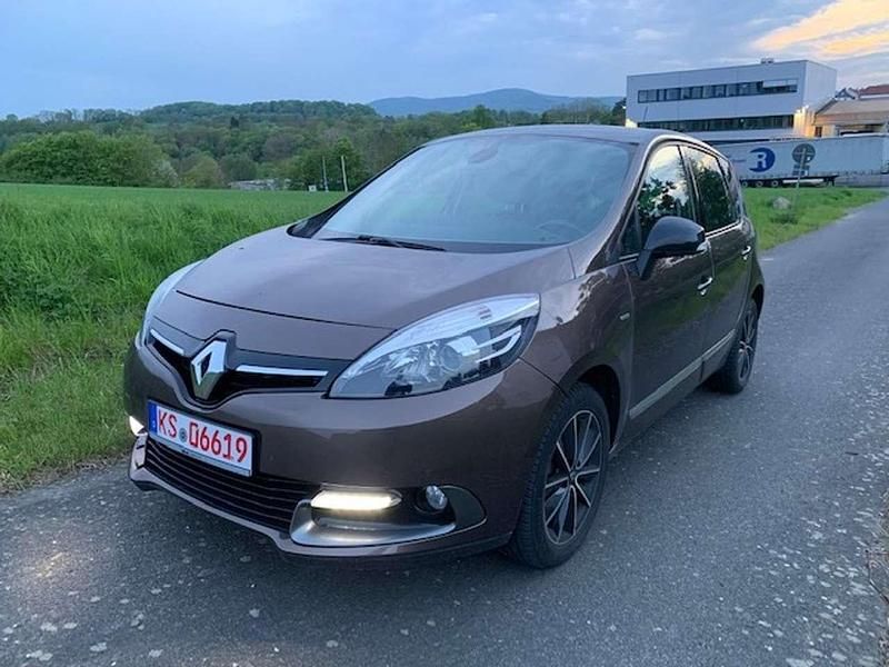 Gebraucht Renault Scénic III Bose Edition 150 PS (110 kW) 2013 Mokkabraun Van / Kleinbus