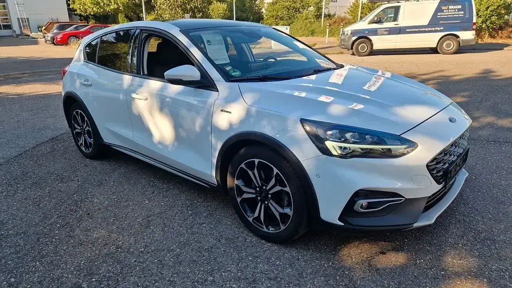 Gebraucht Ford Focus Active 150 PS (110 kW) 2020 Weiß Limousine