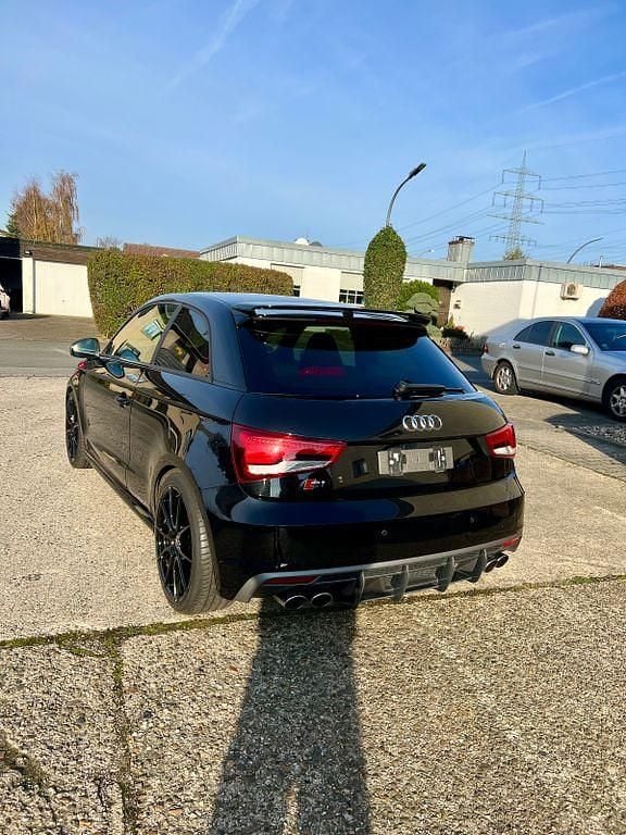 Gebraucht Audi S1 Ambiente 231 PS (169 kW) 2014 Schwarz Kleinwagen